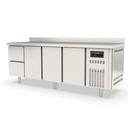 TOPLINE Kühltisch / 4-fach GN1/1 mit 2 Schubladen / 3 Türen & Aufkantung, 2245 x 700 mm