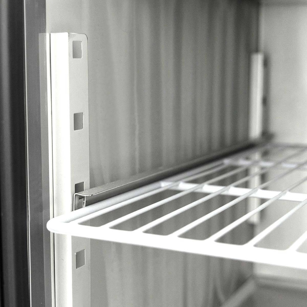 Saladette / 3-fach mit eckigem Glasaufsatz, 1365 x 700 mm