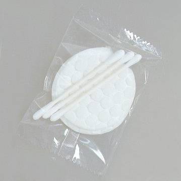 Vanity-Set im Polybeutel (3 Wattestäbchen und 3 Wattepad) | 100 Sets Polybeutel