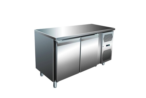 VIP Kühltisch mit 2 Türen -2 bis +8°C 1.360x600x860 mm
