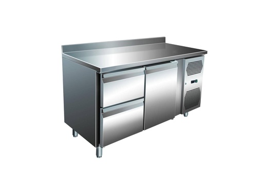 VIP Kühltisch mit 1x 2 Schubladen und 1 Tür und Aufkantung  -2 bis +8°C 1.360x700x960 mm
