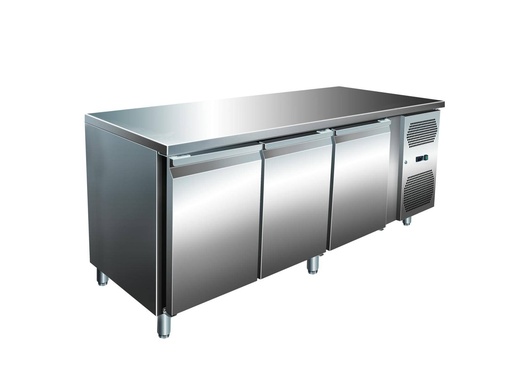 VIP Kühltisch mit 3 Türen -2 bis +8°C 1.795x700x860 mm